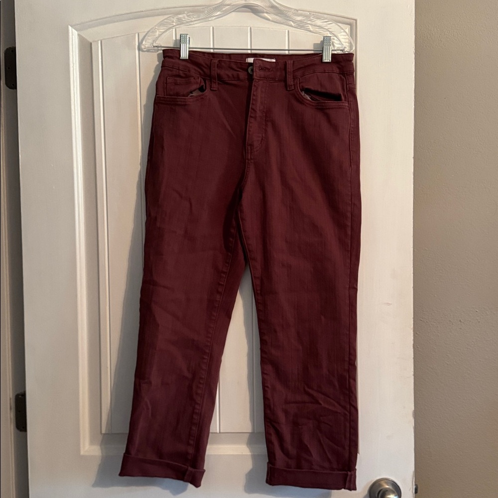 Elegant Maroon‎ Ankle Jeans for Women